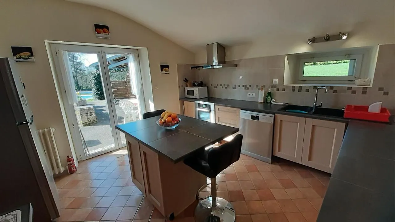 Les Campsis Villa Saint-Antonin-Noble-Val 0*,